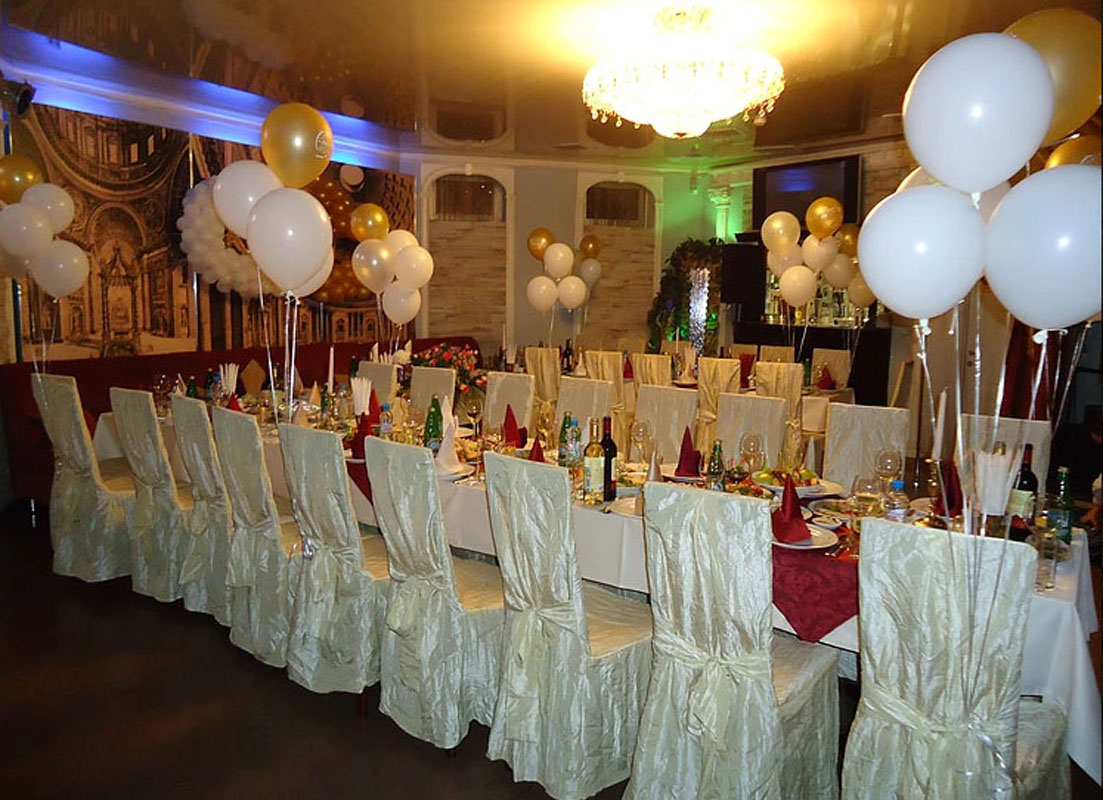 Основной зал — Караоке-ресторан Хрустальный