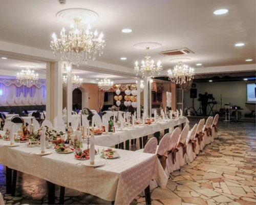 Основной зал