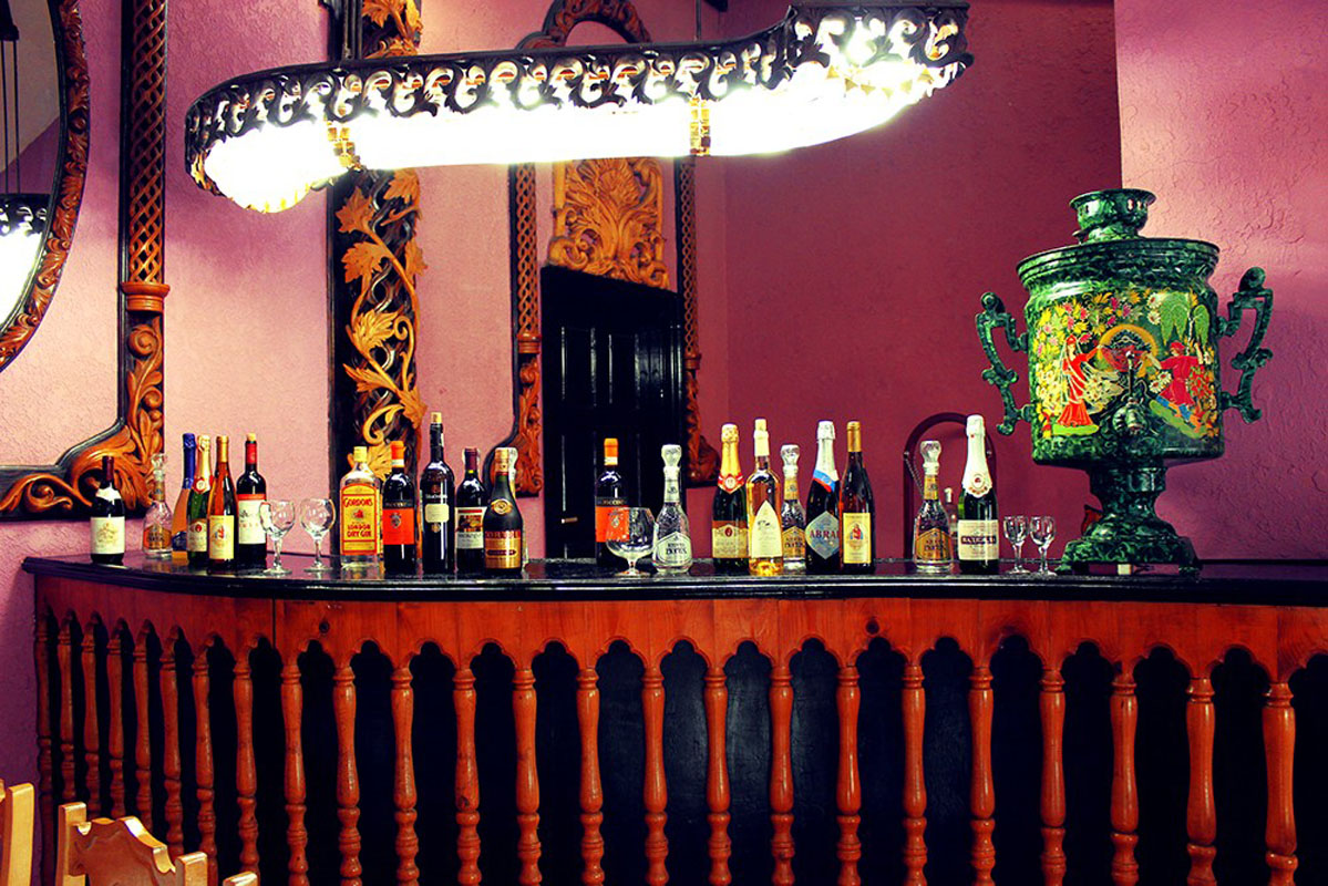 Красная гостиная — Постоялый двор Русь