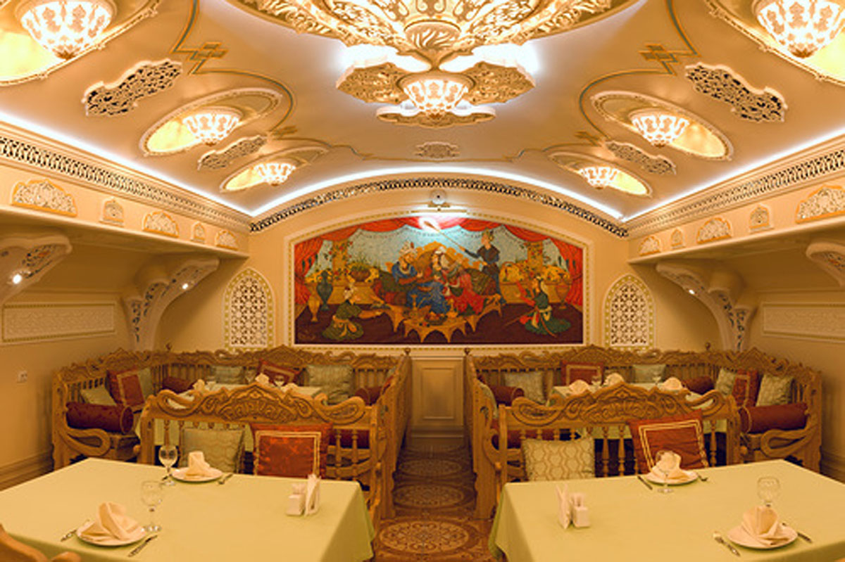 Основной зал