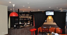 Основной зал — интерьер зала