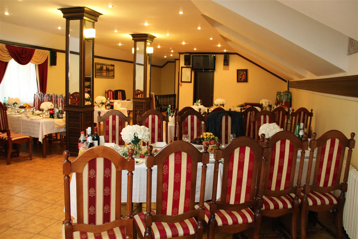 Белый зал — Ресторан Оазис