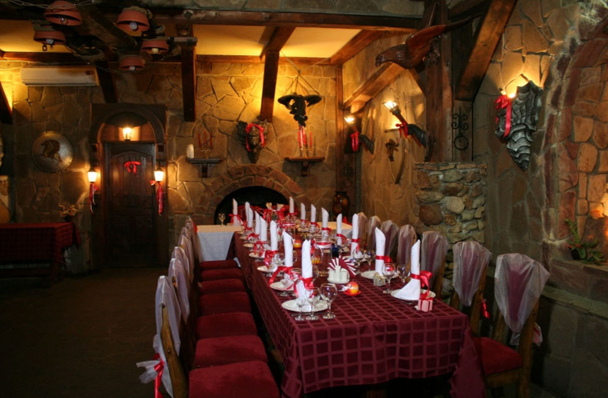 VIP зал — Трактир