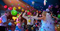 Основной зал — интерьер зала