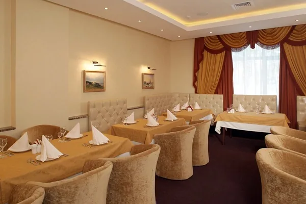 Каминный зал