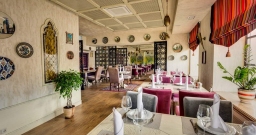 Первый этаж