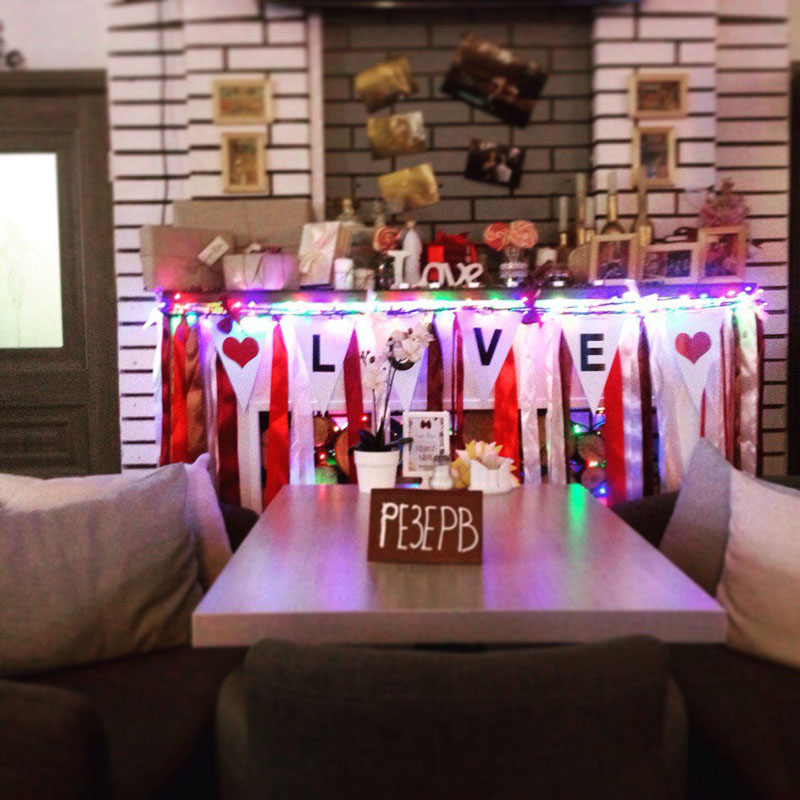 Основной зал — Арт-кафе Carpe-Diem