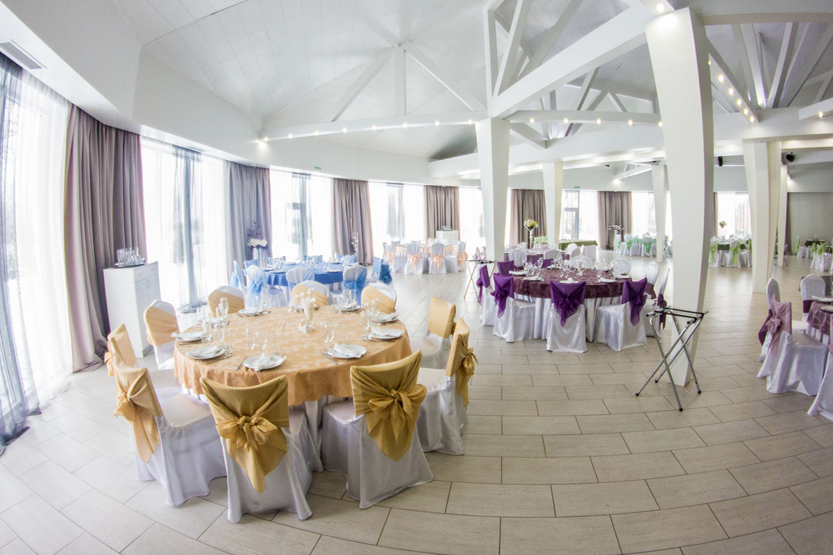 Большой банкетный зал — Ресторан Ново-Рождественно