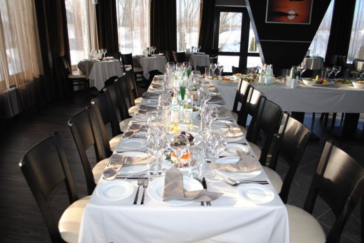 Основной зал — Ресторан Ново-Рождественно