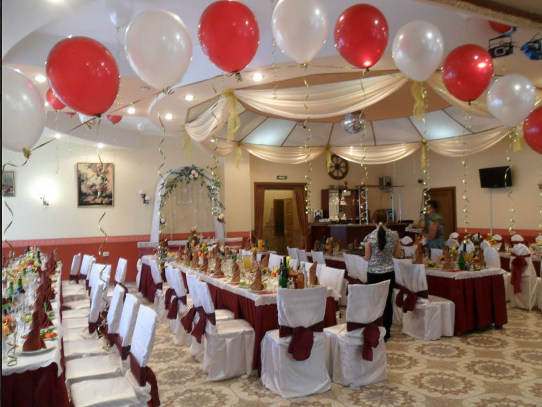 Основной зал — Ресторан Колесо