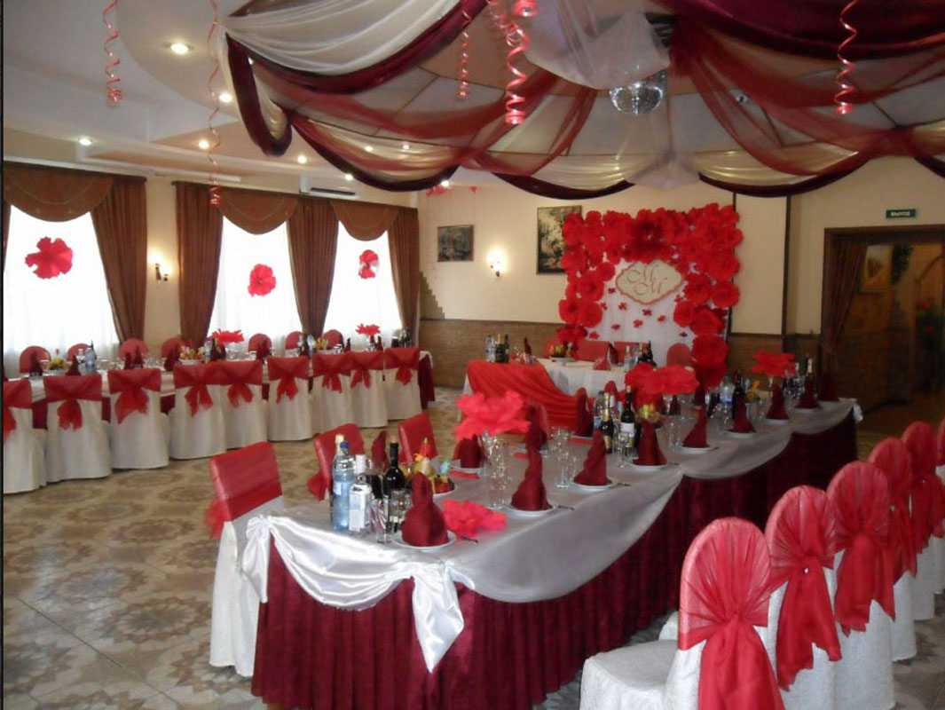 Основной зал — Ресторан Колесо