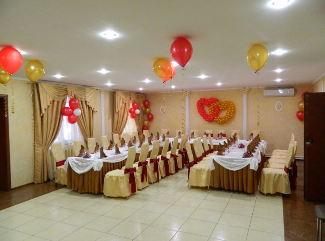 Малый зал — Ресторан Колесо