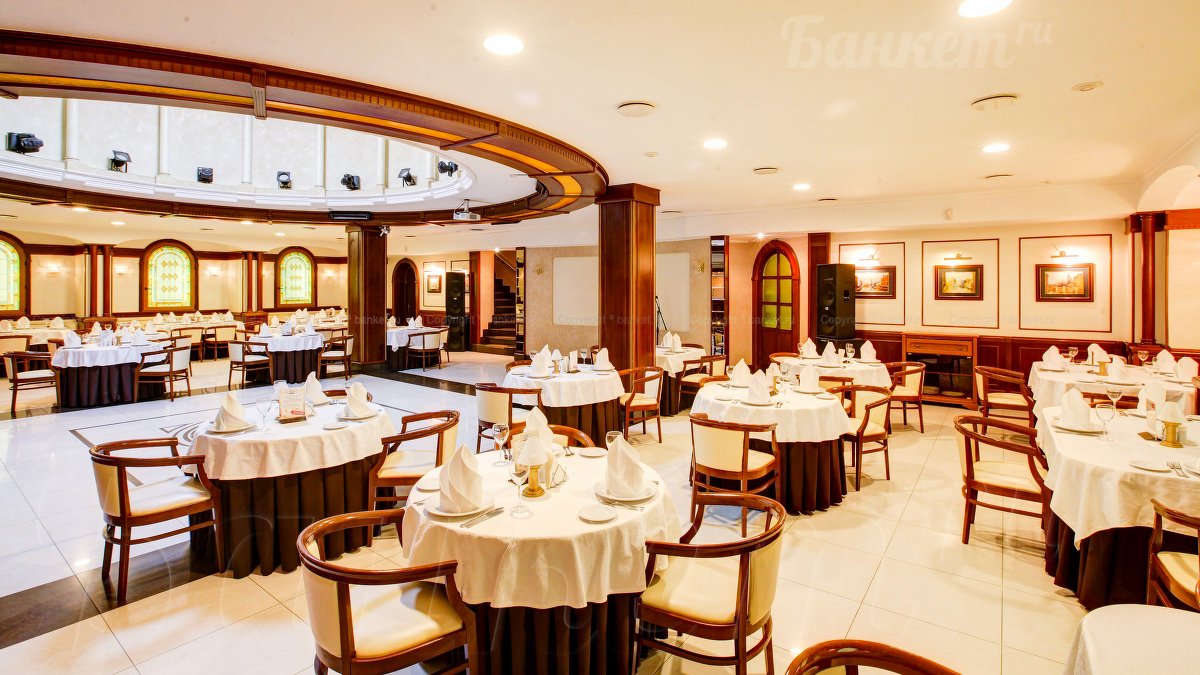 Центральный зал — фото 4