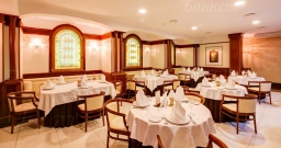 Центральный зал