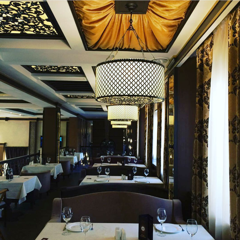 Основной зал — Чайхана Халиф