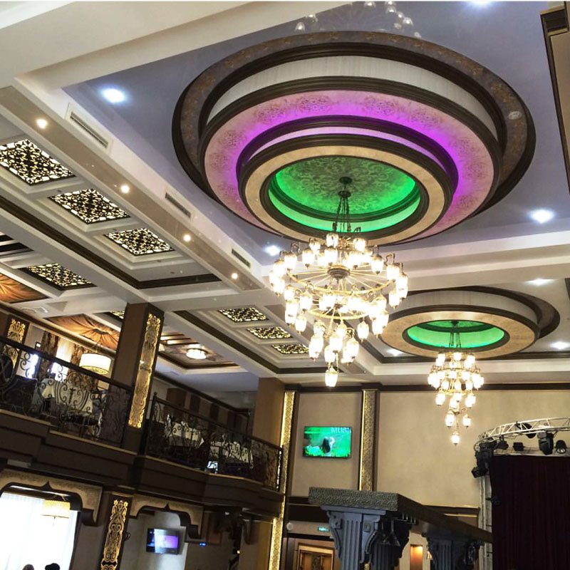 Основной зал — Чайхана Халиф