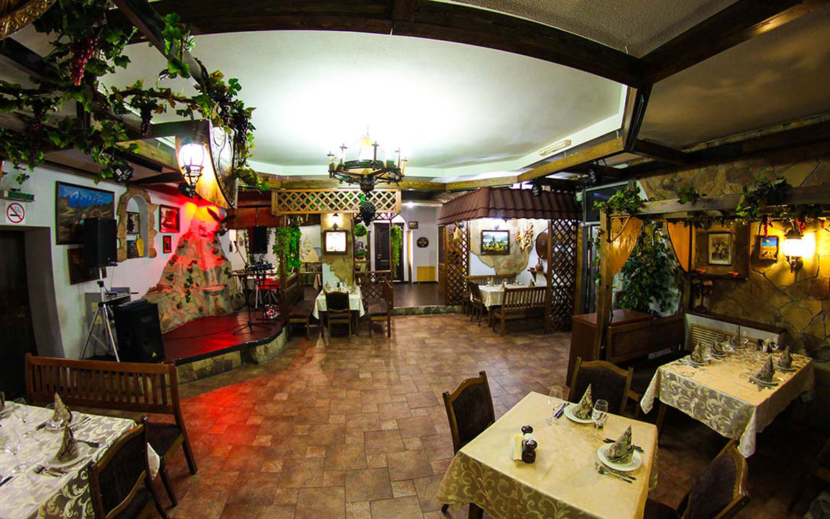 Основной зал — Ресторан Тифлис