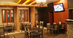 Основной зал