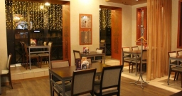 Основной зал