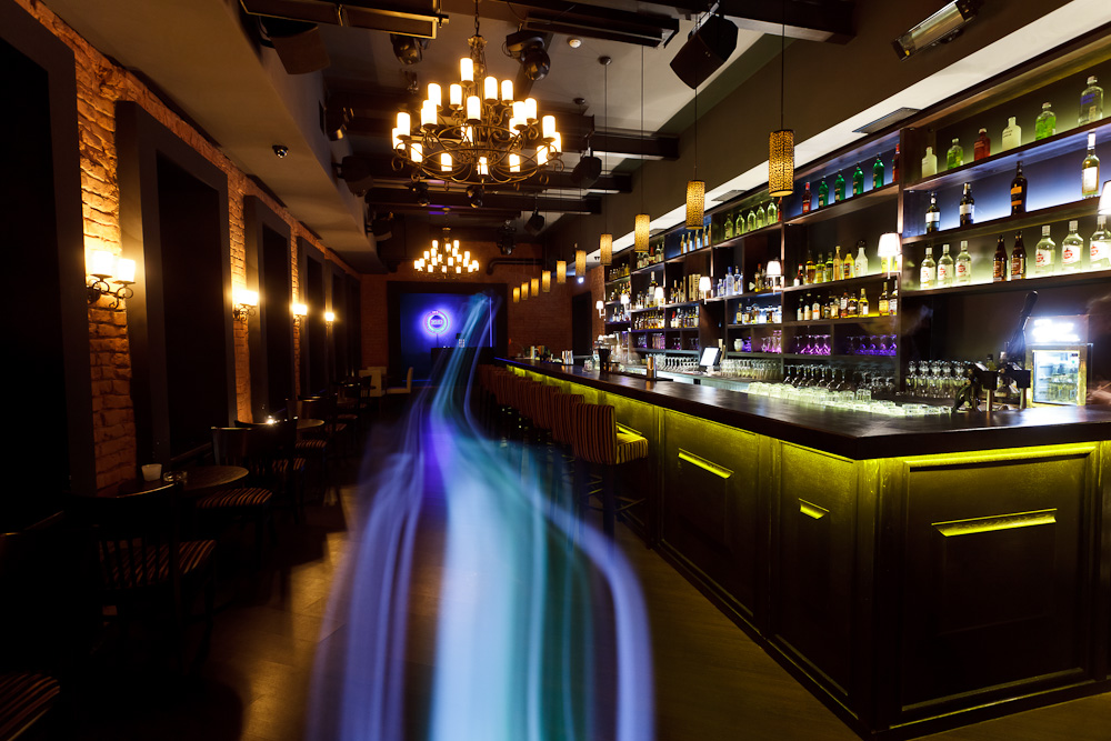 Бар-танцпол — Ресторан-бар 20:12