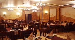 Основной зал — интерьер зала