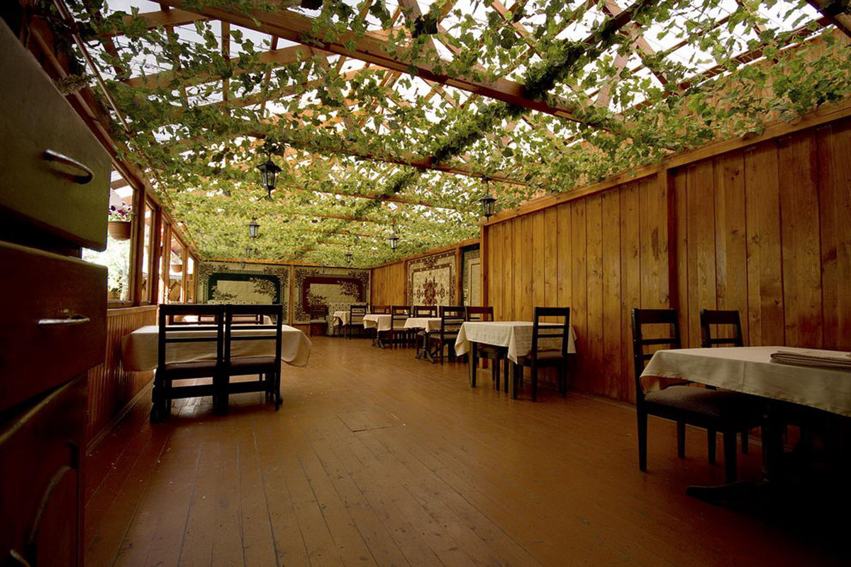 Веранда — Ресторан Форт