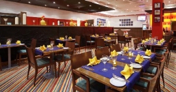 Основной зал — интерьер зала