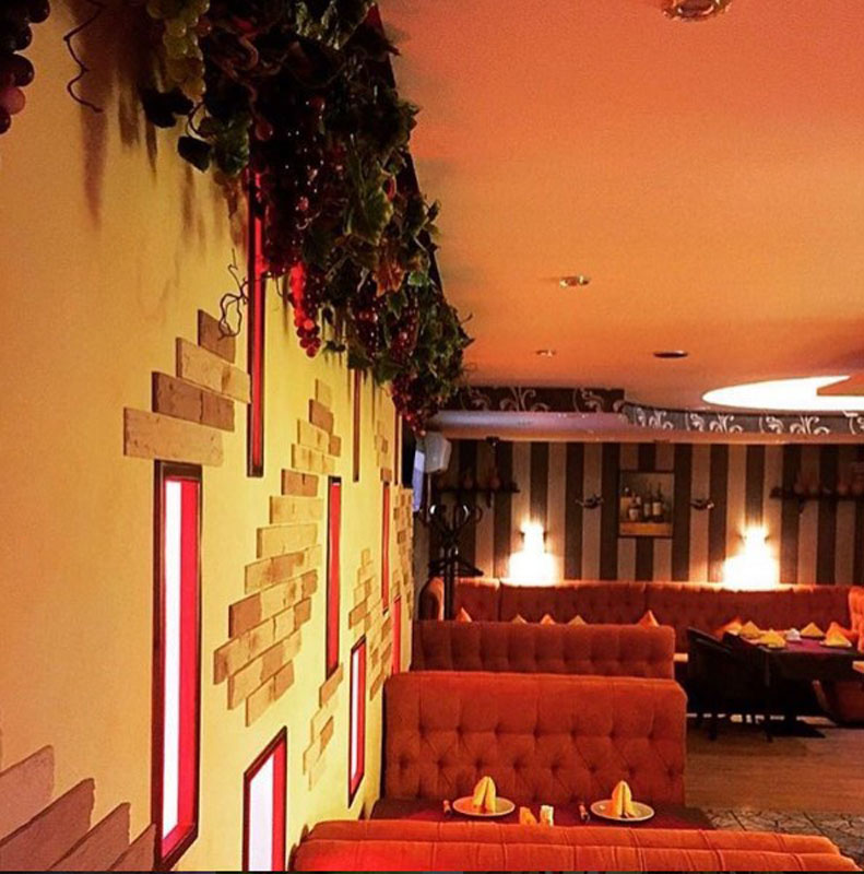 Основной зал — Генацвале