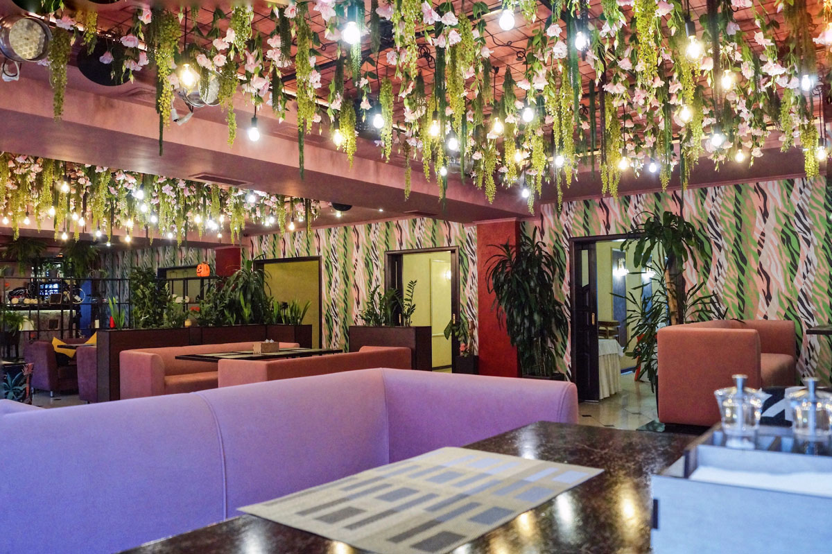 Ресторан Наш — Основной зал – аля карт, фото банкетного зала