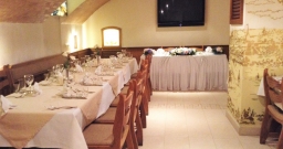 Основной зал — интерьер зала