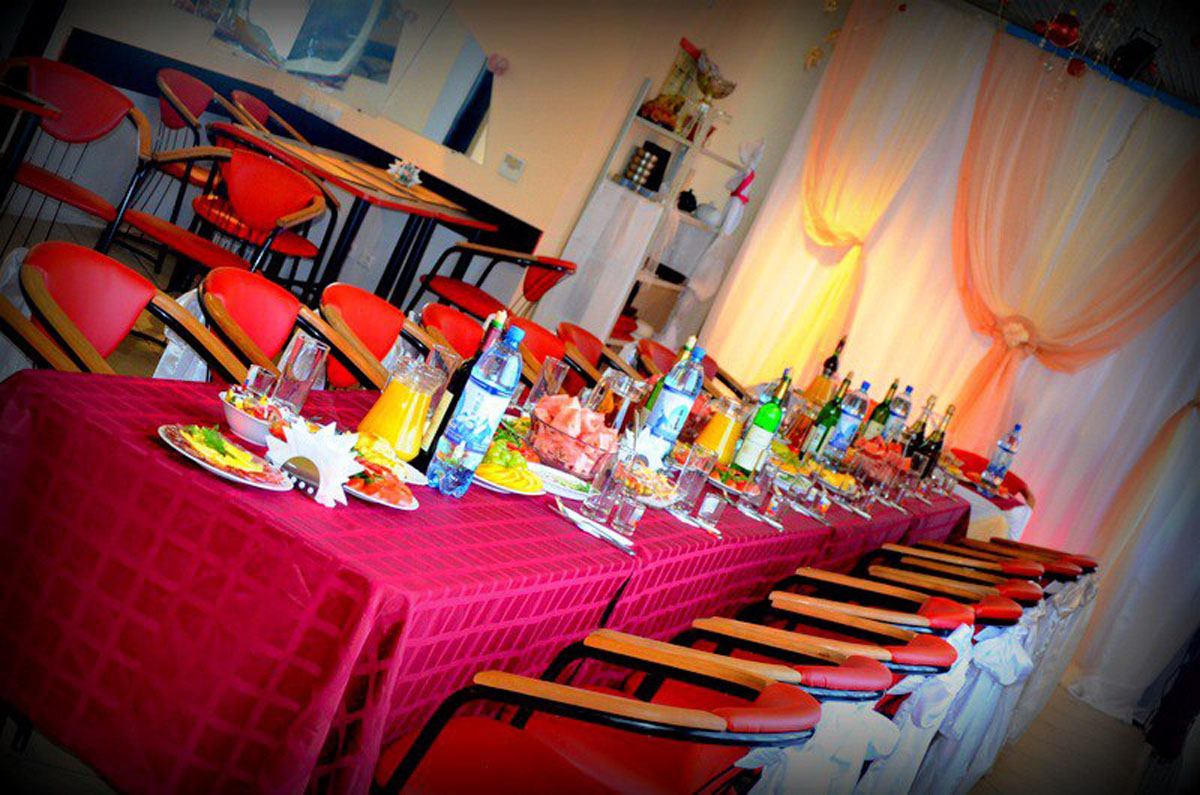 Основной зал — Кафе Porter House