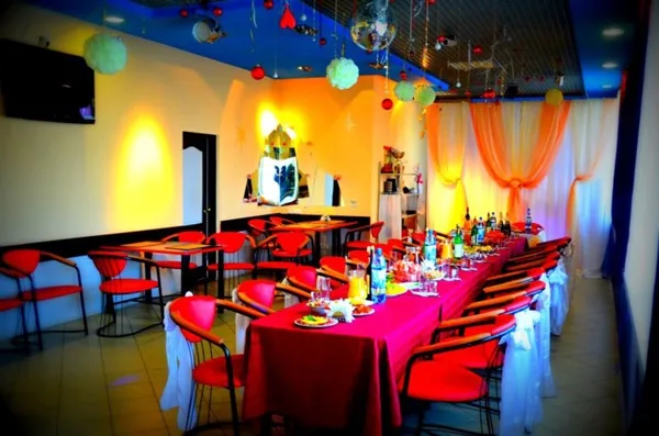 Основной зал