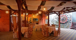 Летняя веранда — интерьер зала