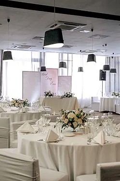 Ресторан Olive Lounge — Банкетный зал Novotel Yekaterinburg Centre