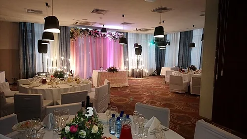 Ресторан Olive Lounge — Банкетный зал Novotel Yekaterinburg Centre, Екатеринбург