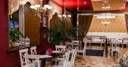 Основной зал — интерьер зала