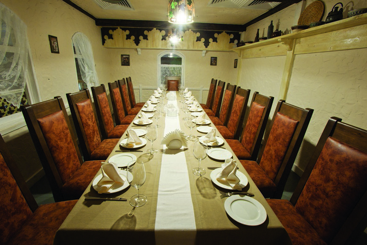 Зал на 16 человек — Ресторан Хаш