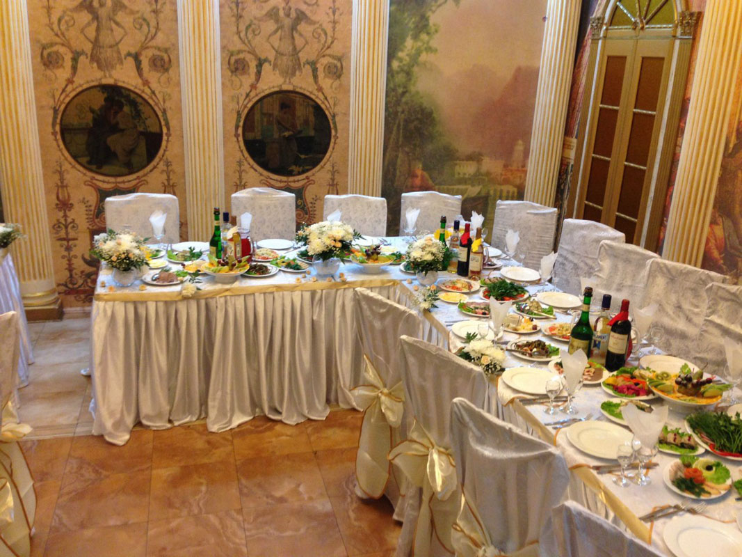 Зал на 25 человек — Неаполь