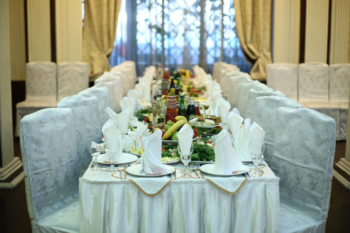 Зал на 200 человек — Неаполь