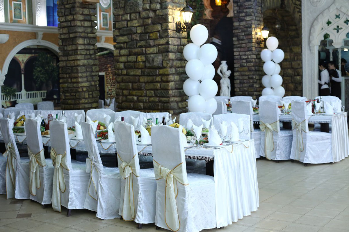 Зал на 200 человек — Неаполь