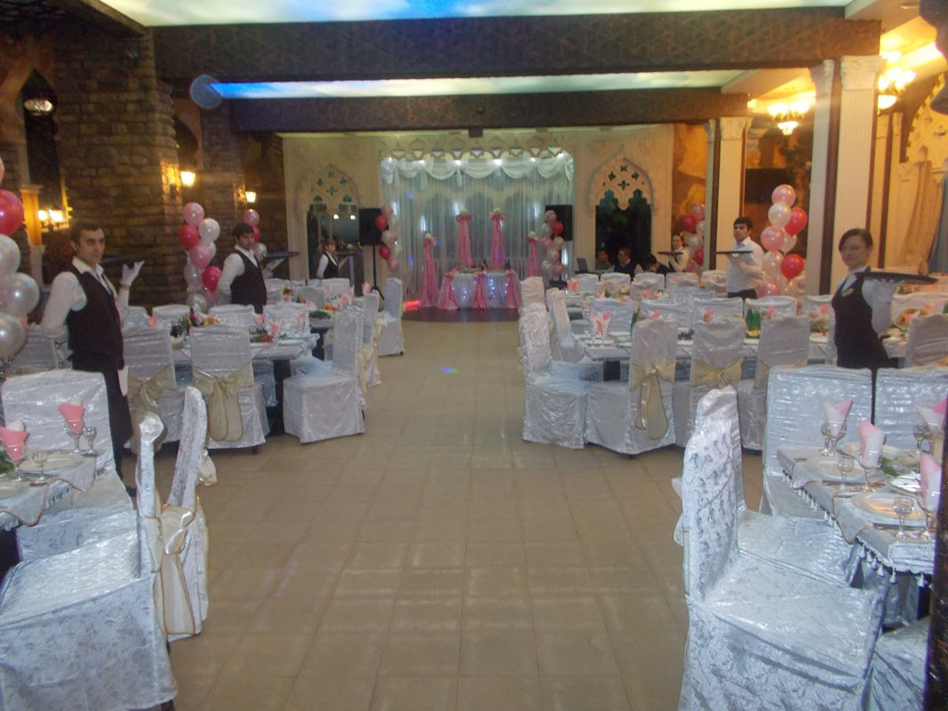 Зал на 200 человек — Неаполь