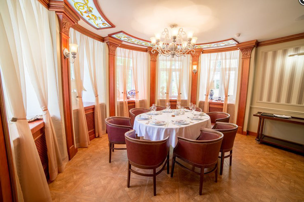 VIP-зал — Свой манер