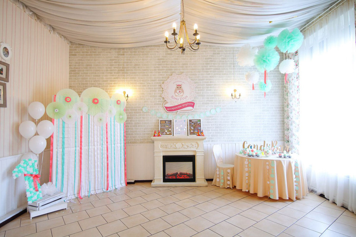 Банкетный зал Хоми Роуз на Дунайском — Основной зал, фото банкетного зала