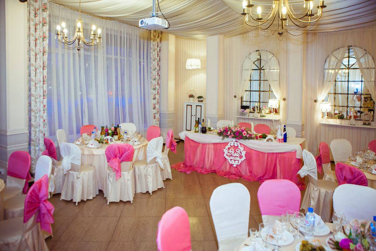 Основной зал — Банкетный зал Хоми Роуз на Дунайском