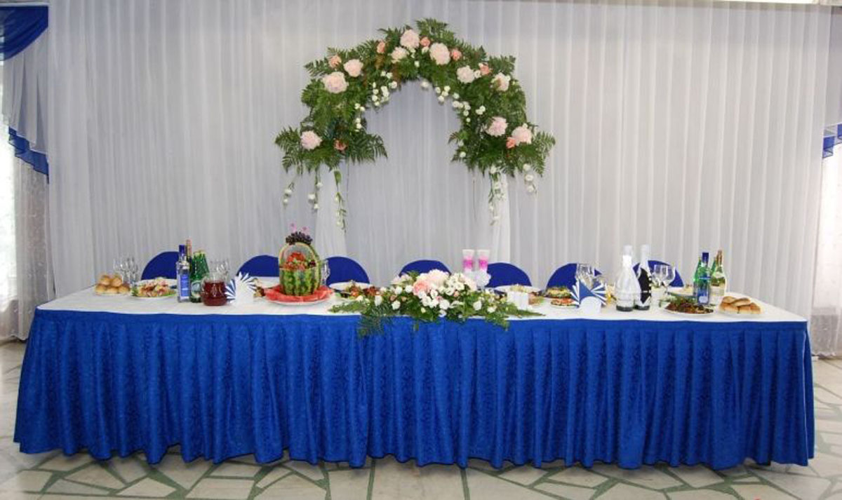 Основной зал — Уральский рабочий