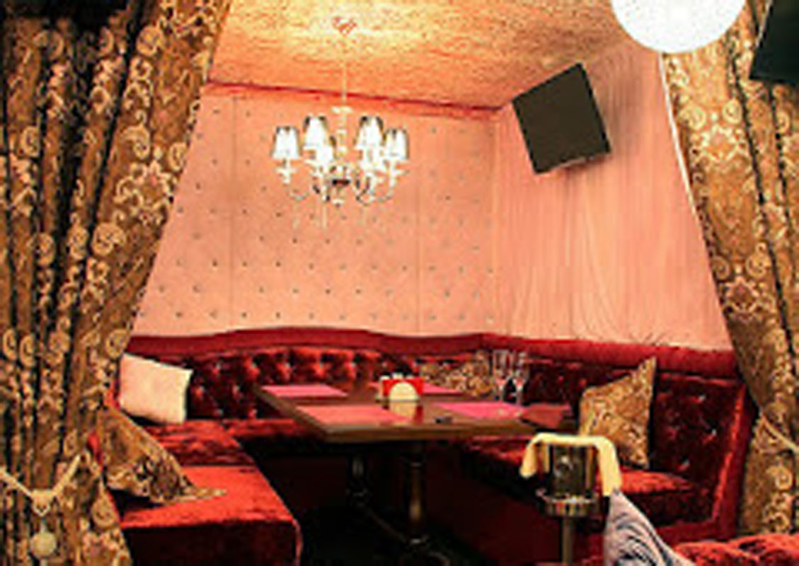 Основной зал — Артист