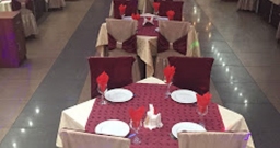 Основной зал — интерьер зала