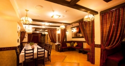 Основной зал — интерьер зала