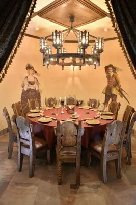 Зал круглого стола