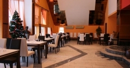 Основной зал ресторана — фото 4